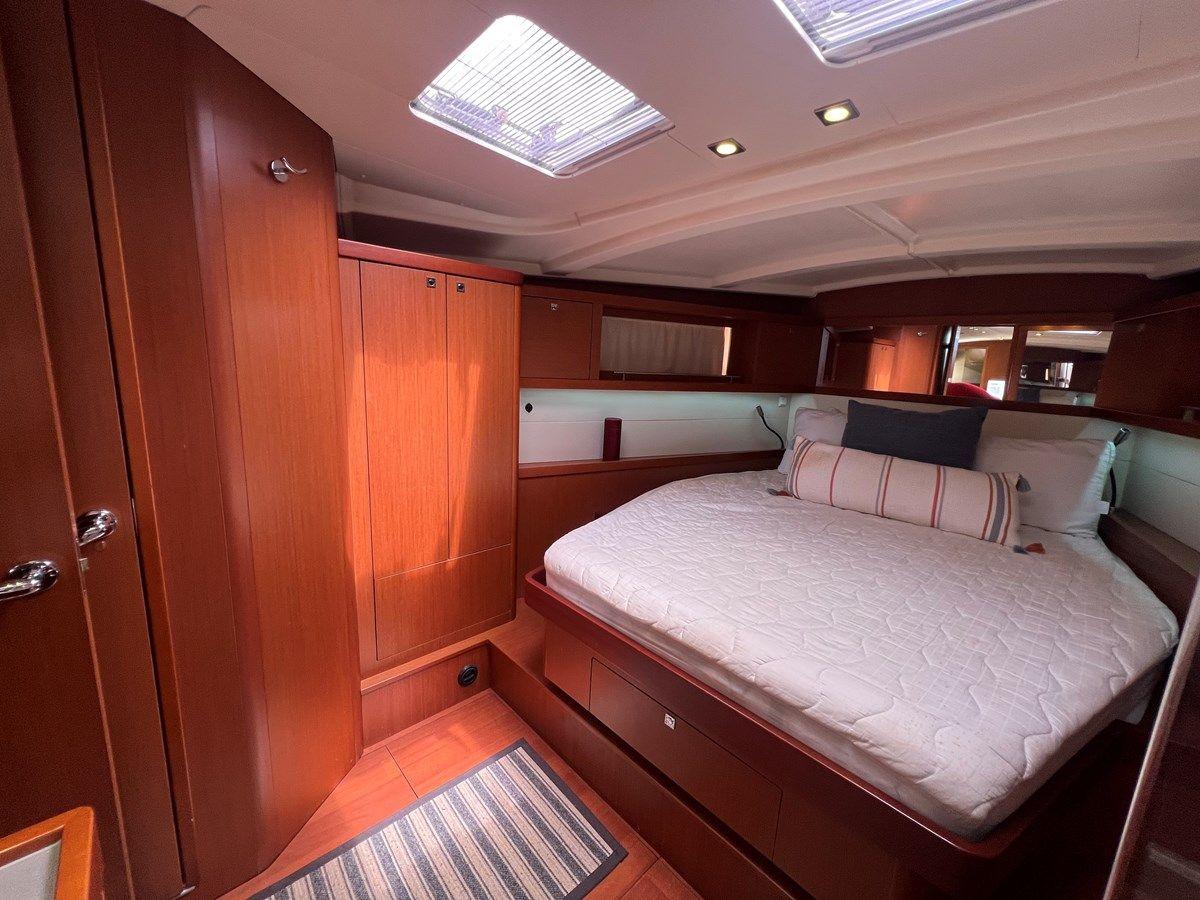 Beneteau Oceanis 48 2013 yacht sale