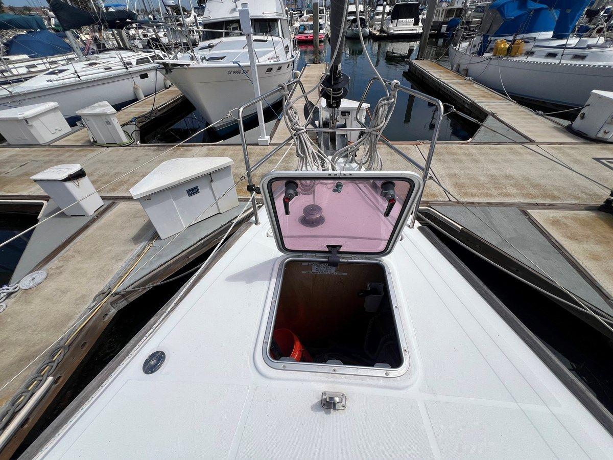 Buy a yacht Beneteau Oceanis 48 - Beneteau