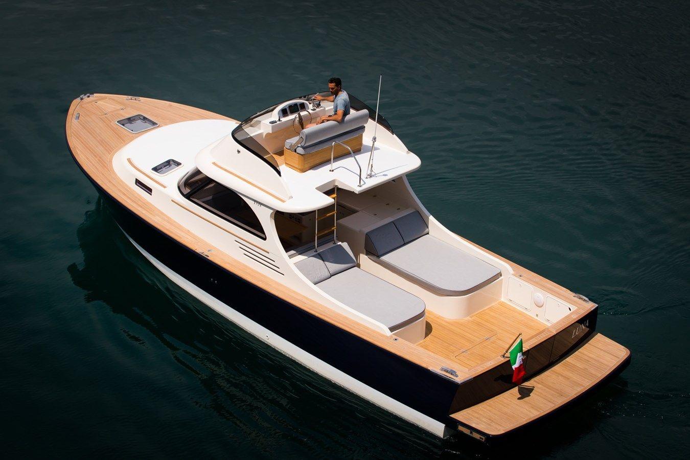 Купить яхту TOY 36 FLY 2025 в Shestakov Yacht Sales