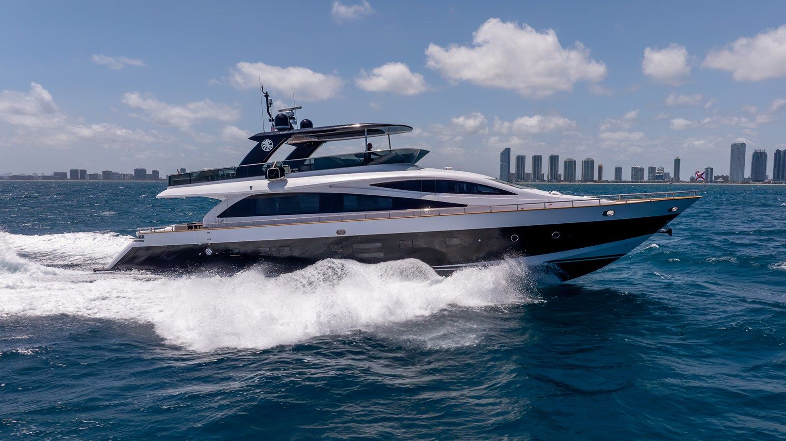 best yacht sales deals Sea Metri V - AMER YACHTS