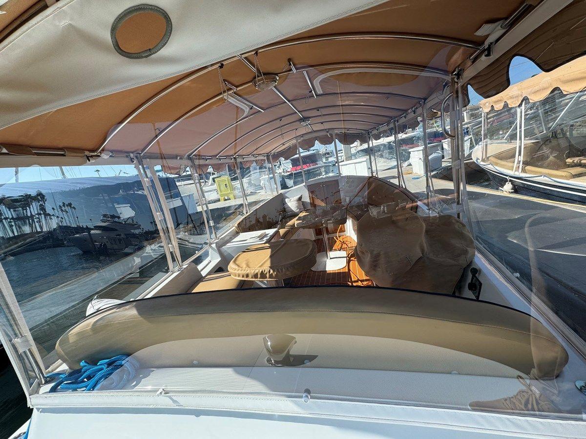 best yacht sales deals 2022 Duffy 22 Cuddy Cabin - DUFFY