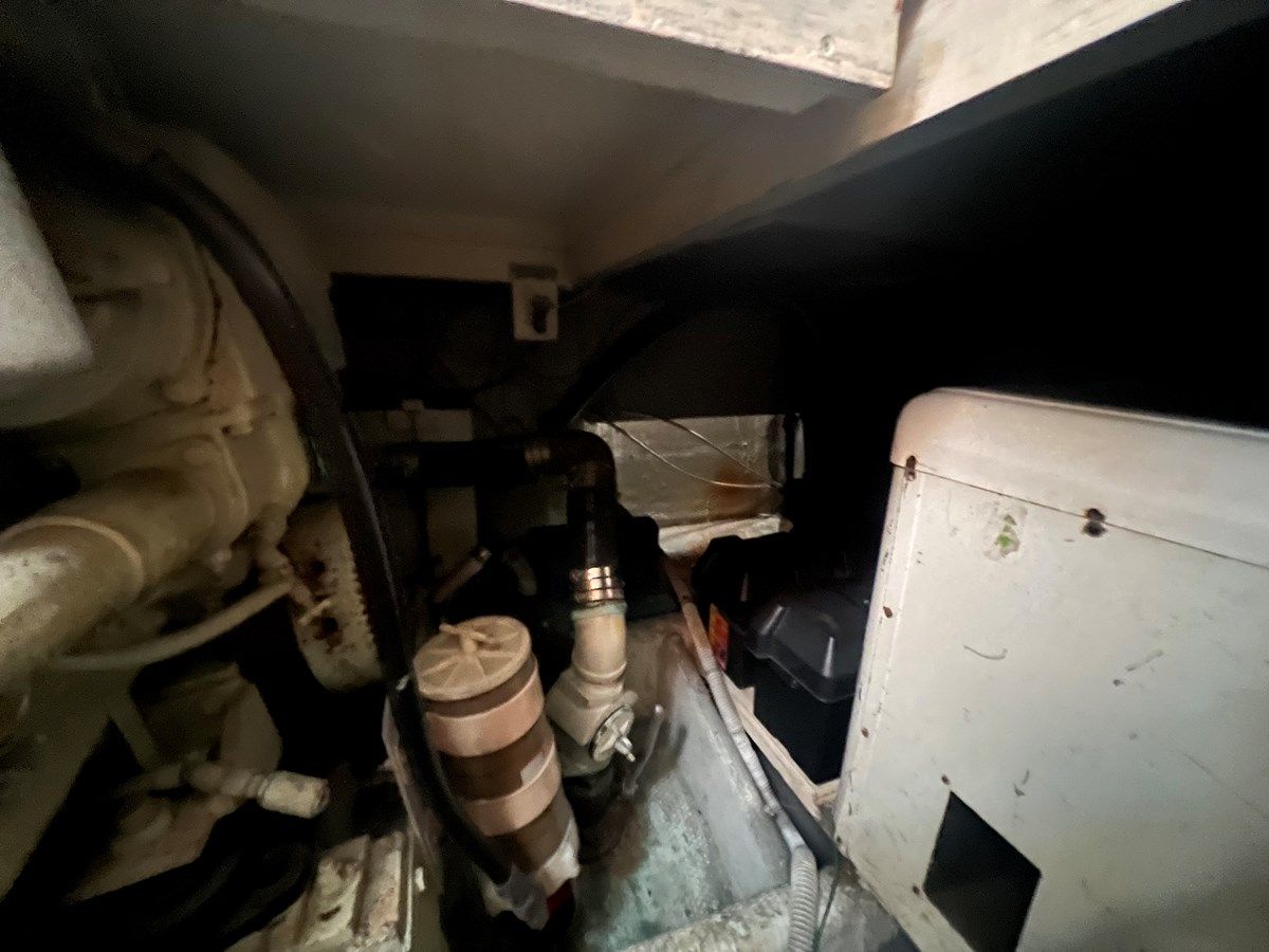 Купить яхту 1979 Trojan FBMY - TROJAN в Shestakov Yacht Sales