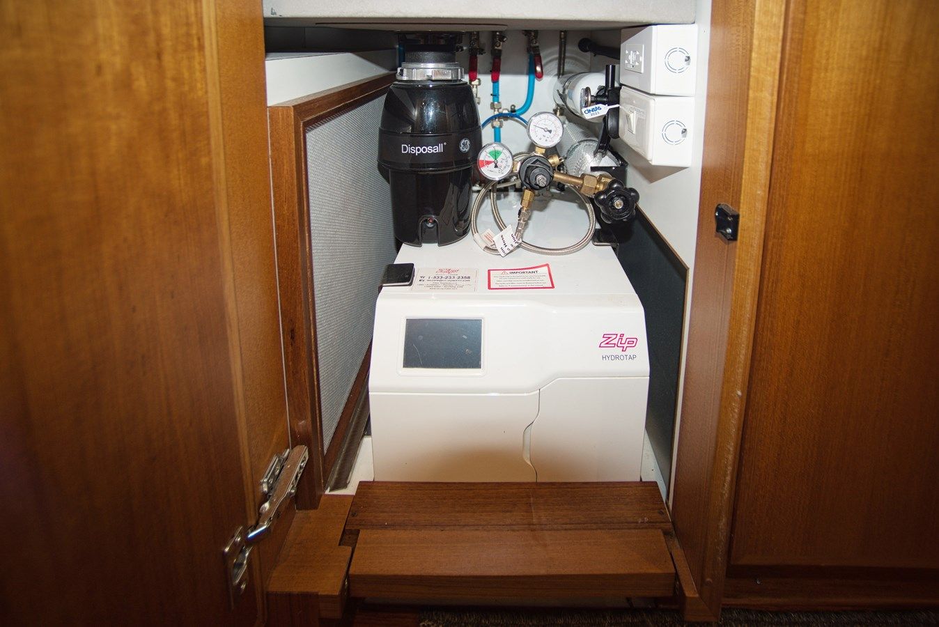 Лучшая цена на INCORRIGIBLE - Marlow