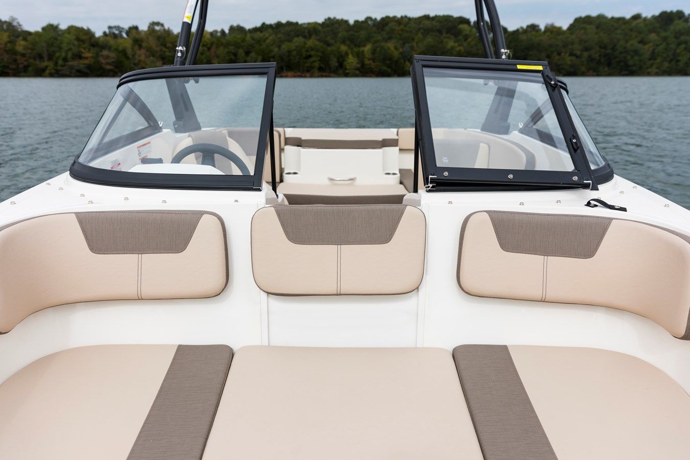 Продажа яхты Bayliner VR4 18