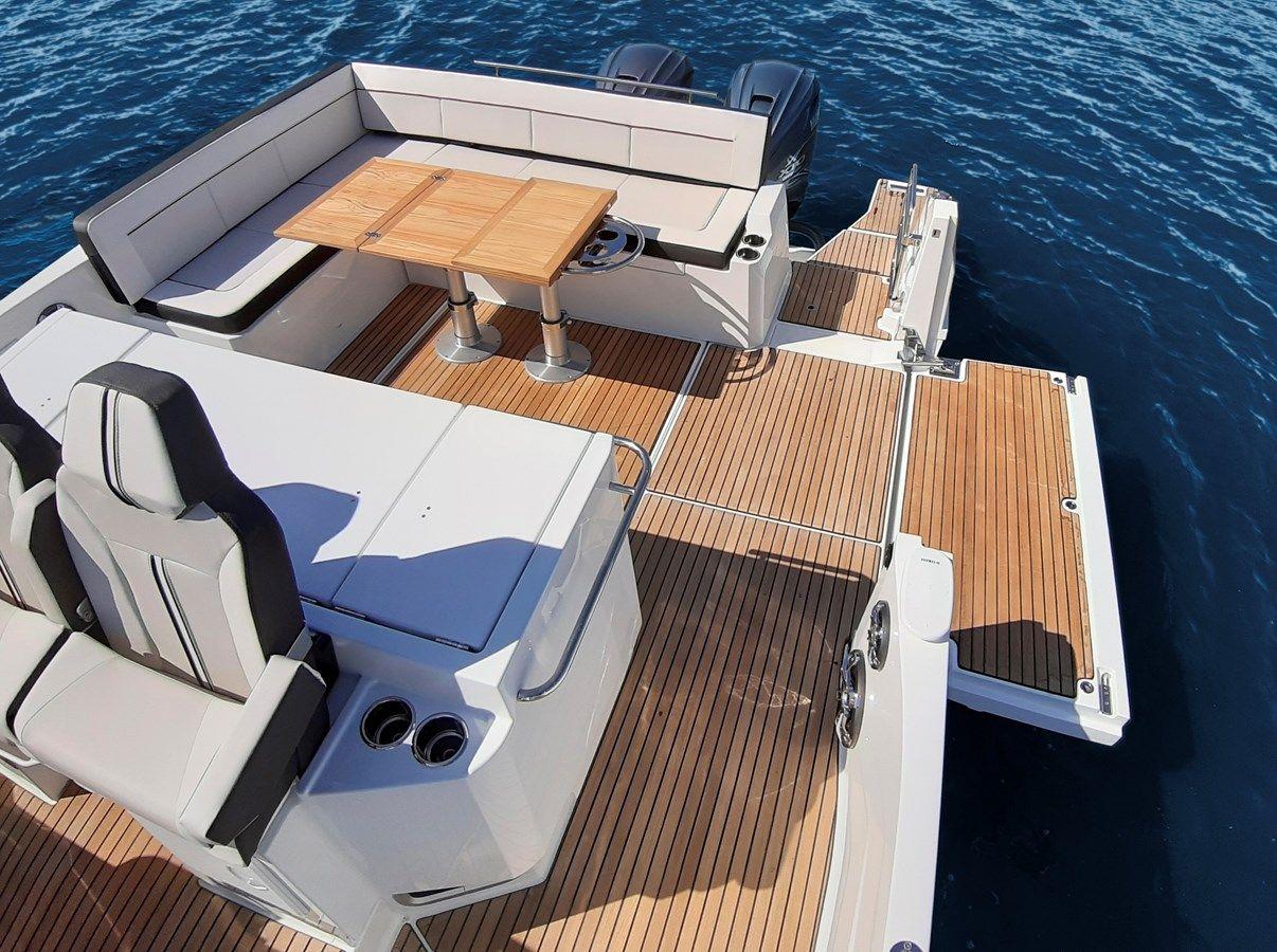 Jeanneau Leader 12.5 WA 40 yacht sale