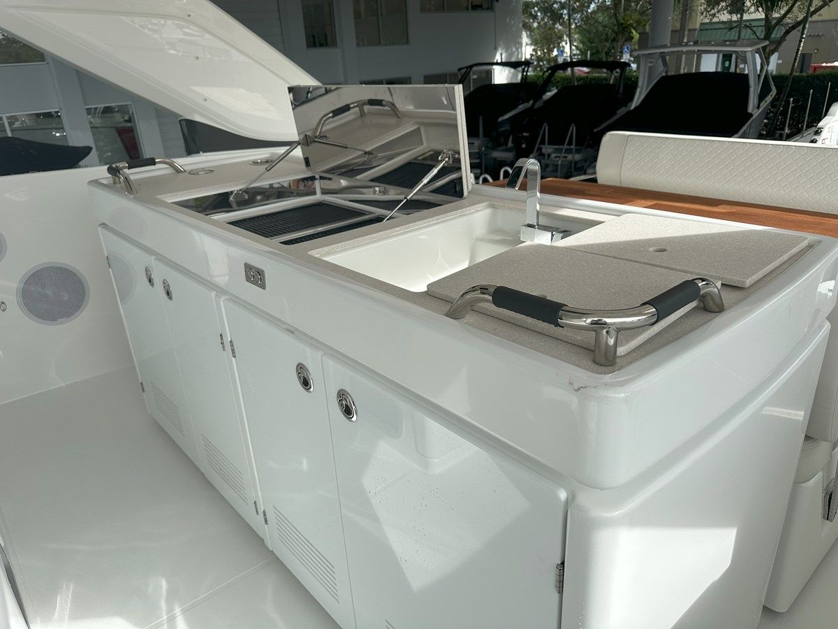 DB 43 - Jeanneau yacht sale