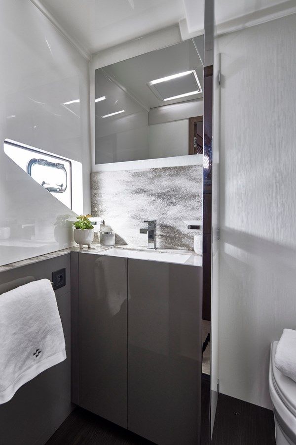 Продажа яхты PRESTIGE M48 - PRESTIGE