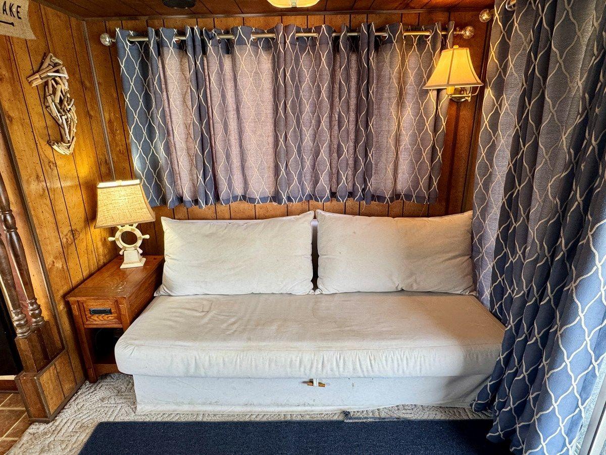 77 Sumerset 14 x 58 Aluminum Hull with Catwalks - SUMERSET HOUSEBOATS