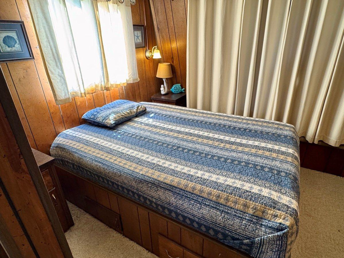 Buy a 77 Sumerset 14 x 58 Aluminum Hull with Catwalks - SUMERSET HOUSEBOATS at Shestakov Yacht Sales