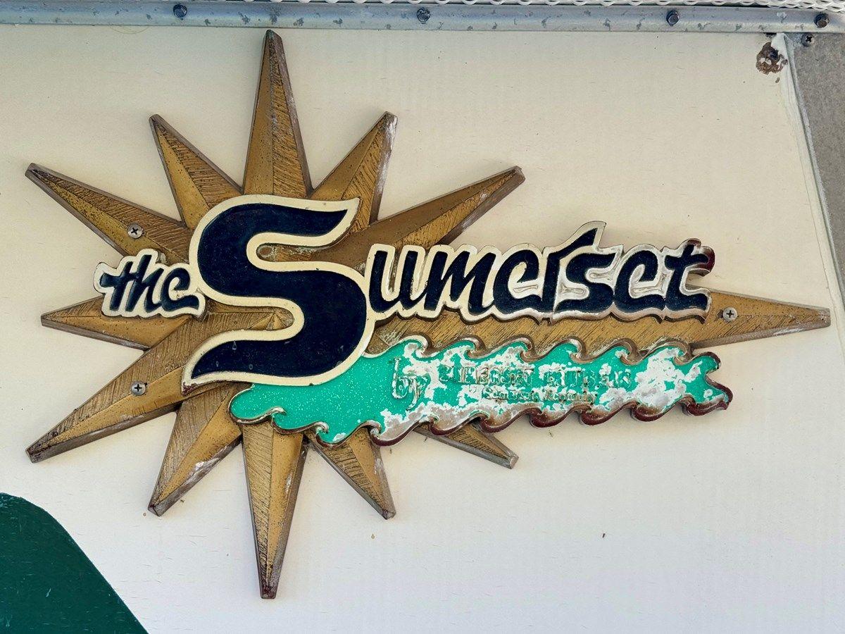 77 Sumerset 14 x 58 Aluminum Hull with Catwalks - SUMERSET HOUSEBOATS yacht sale