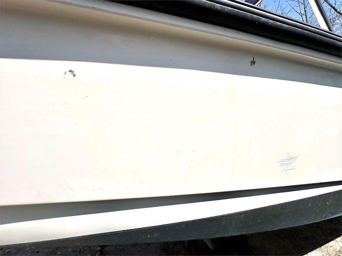 the best price on 2008 BOSTON WHALER 200 DAUNTLESS