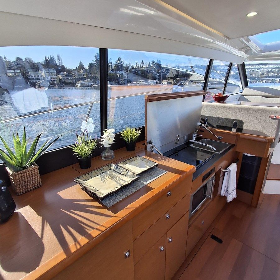 best yacht sales deals NC14 45