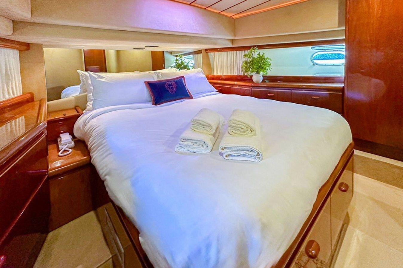 the best price on FERRETTI 70 FLYBRIDGE 70