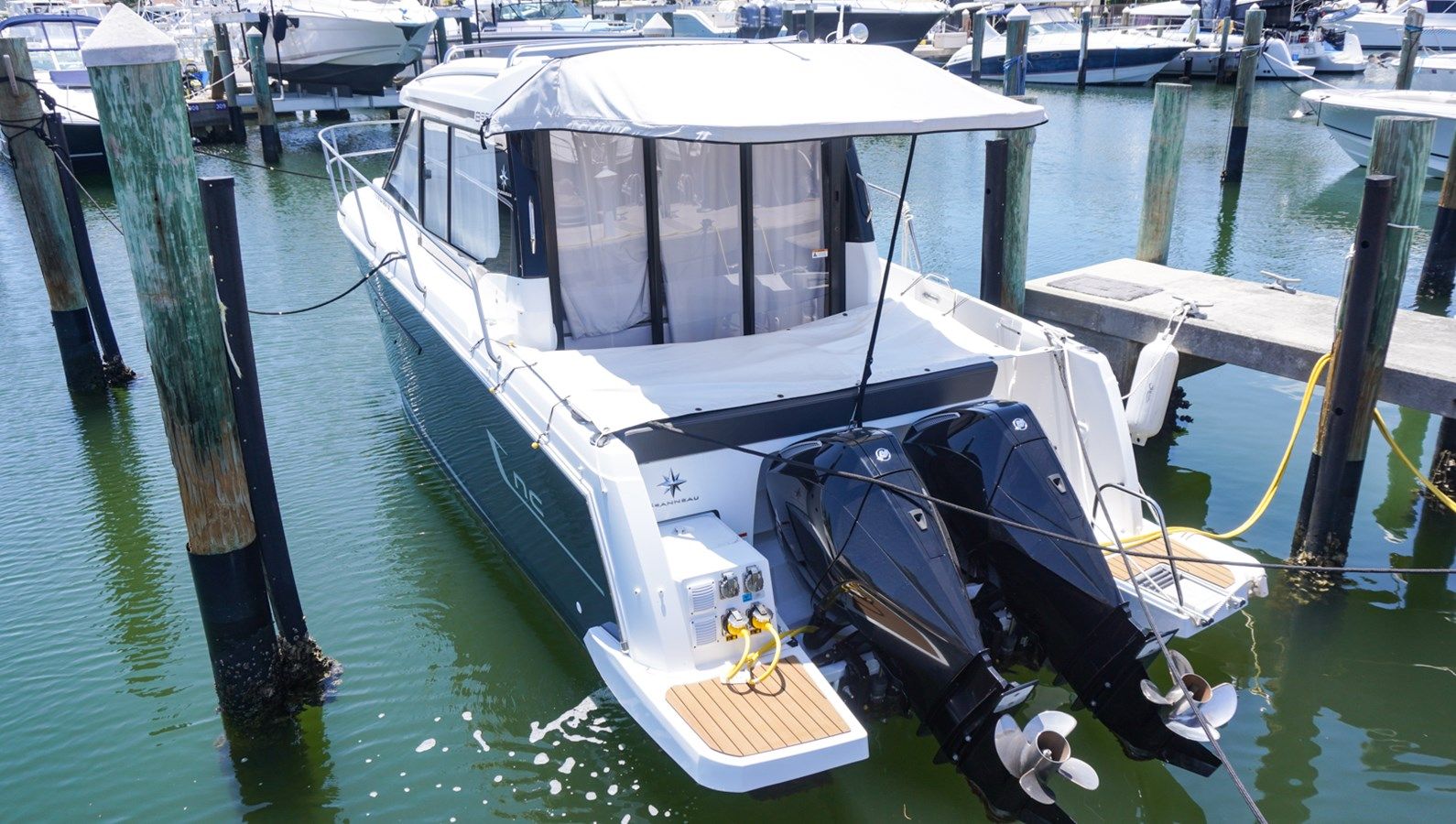 Купить яхту 2024 Jeanneau NC895 2024 в Shestakov Yacht Sales