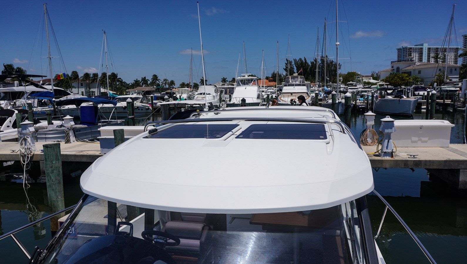 Стоимость яхты 2024 Jeanneau NC895 - Jeanneau