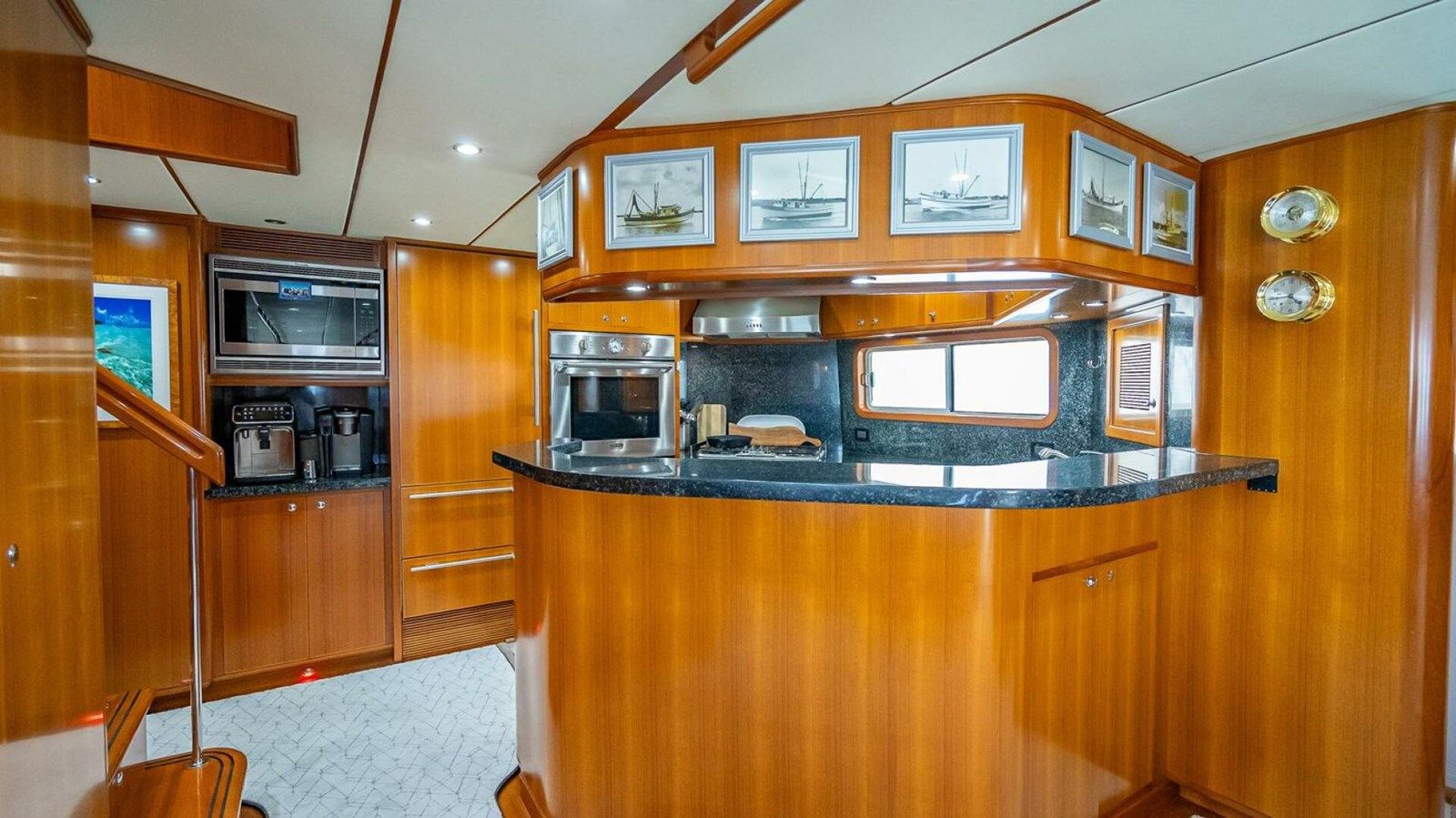 Buy a yacht Take 5 - Nordhavn