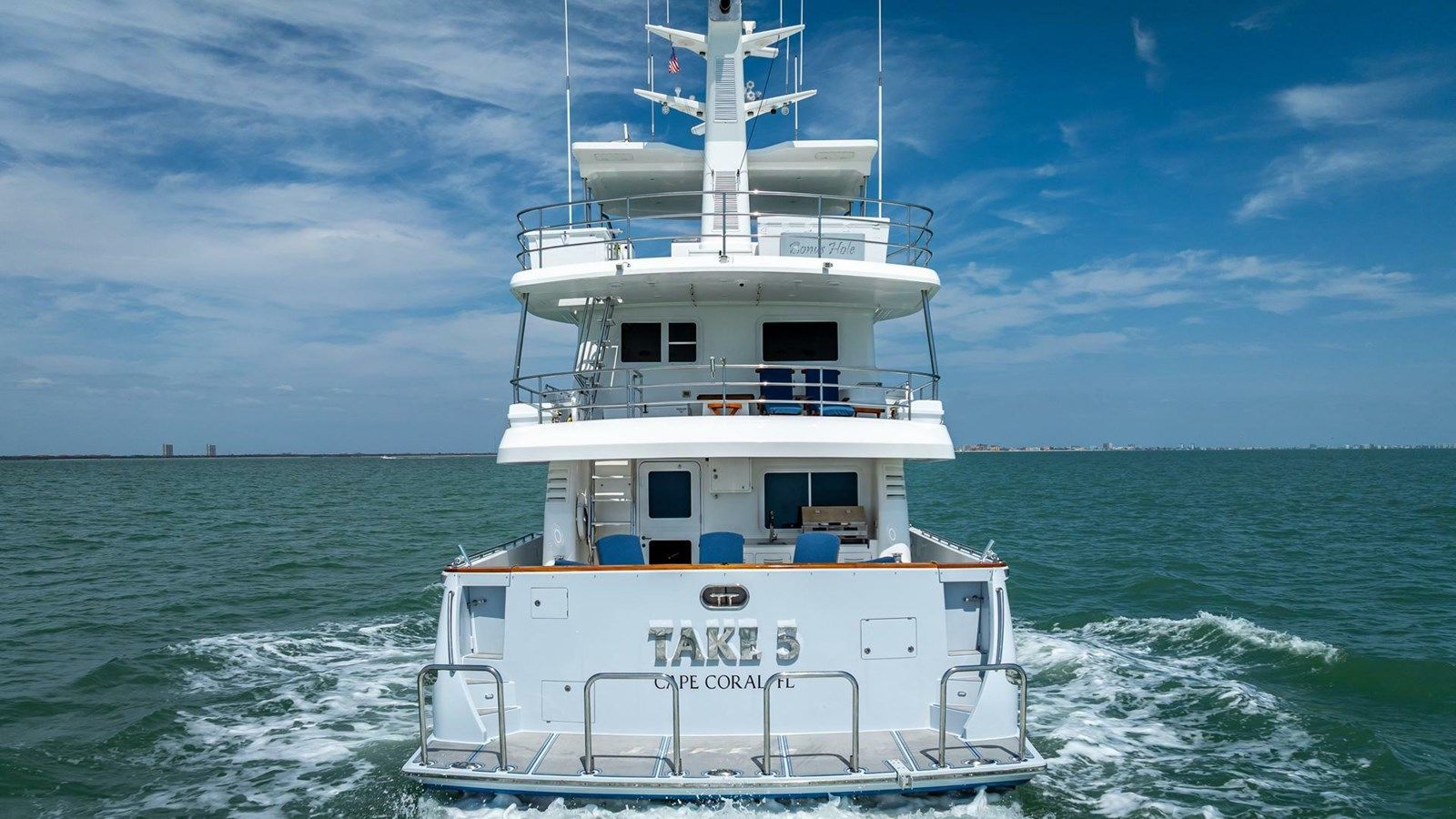 Buy a yacht Take 5 76