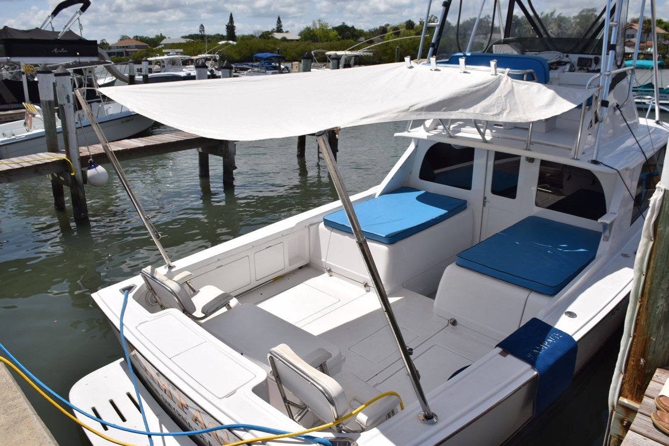 RAMPAGE Flybridge Cruiser