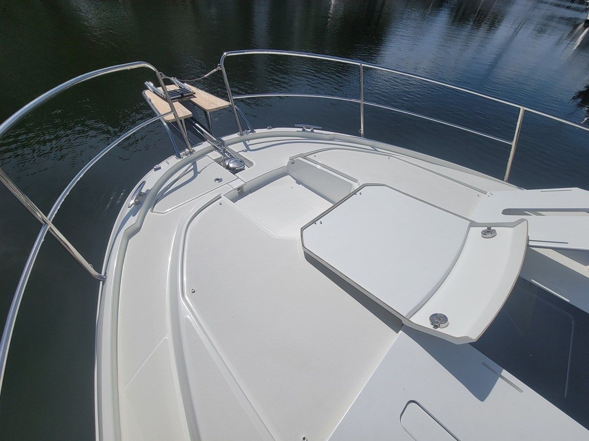 Стоимость яхты Jeanneau NC1095 NC1095