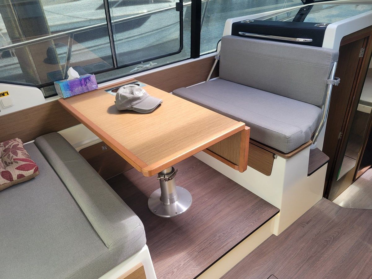 Продажа яхты Jeanneau NC1095 34