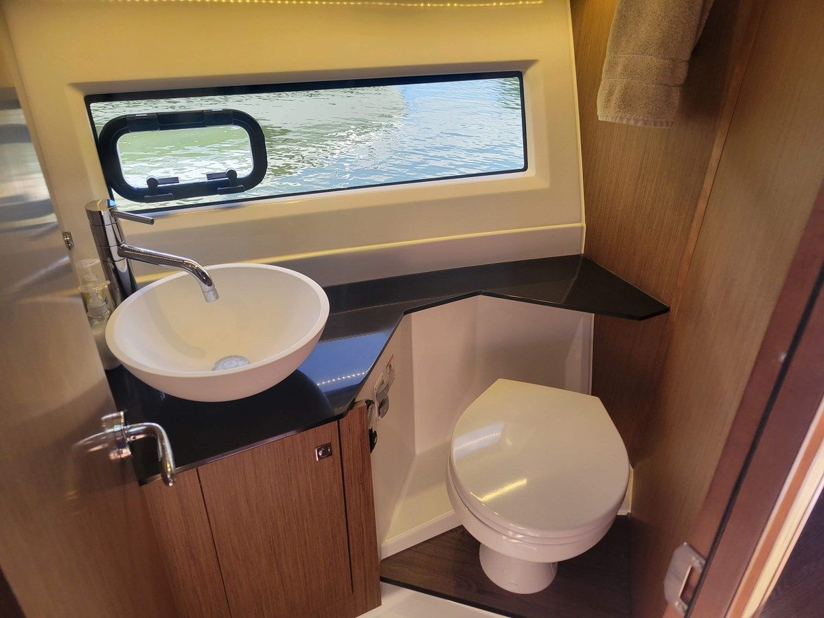 Продажа яхты Jeanneau NC1095 NC1095