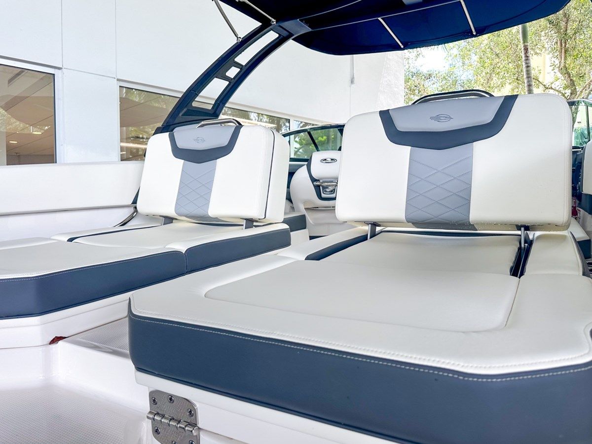 Chaparral 250 OSX - Chaparral yacht sale