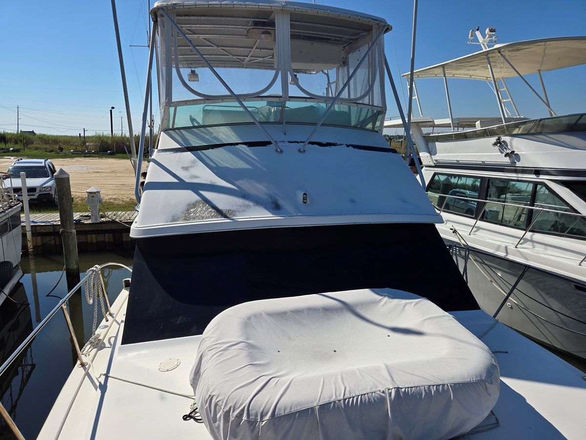 the best price on THERAPY I - Bertram Yacht