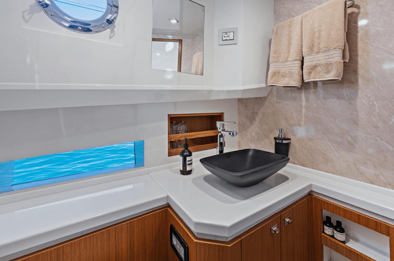 Buy a Italyure 38 sport - ITALYURE YACHTS at Shestakov Yacht Sales