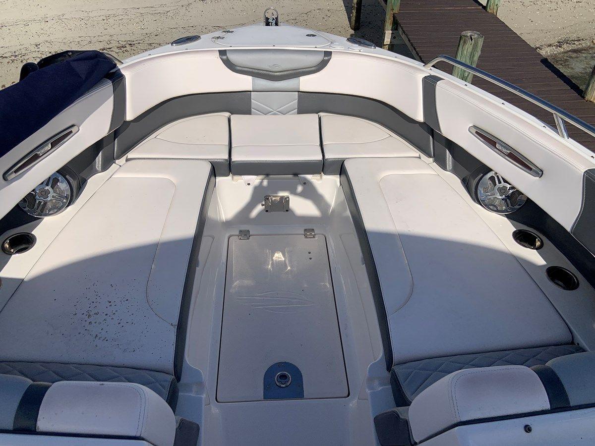 best yacht sales deals Chaparral 307 SSX 30