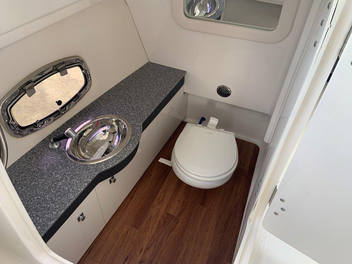 Buy a Chaparral 307 SSX 2018 at Shestakov Yacht Sales