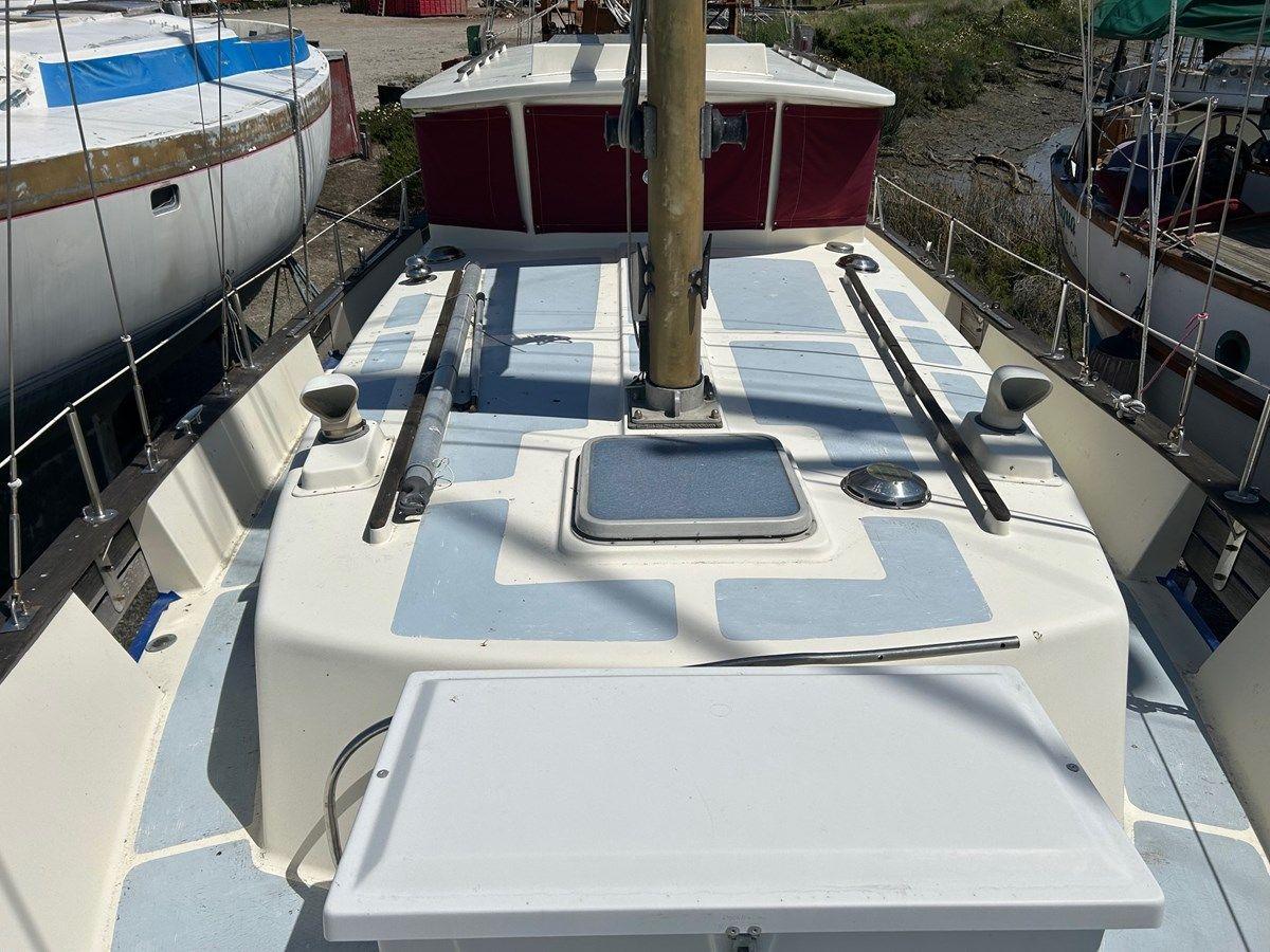 best yacht sales deals FAIRWAY 37