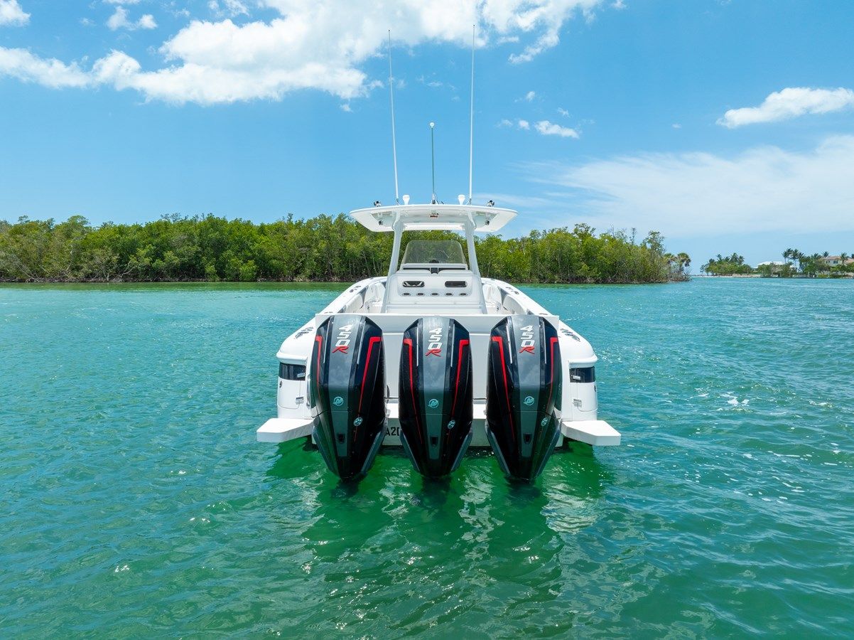 FREAKY FAST yacht sale