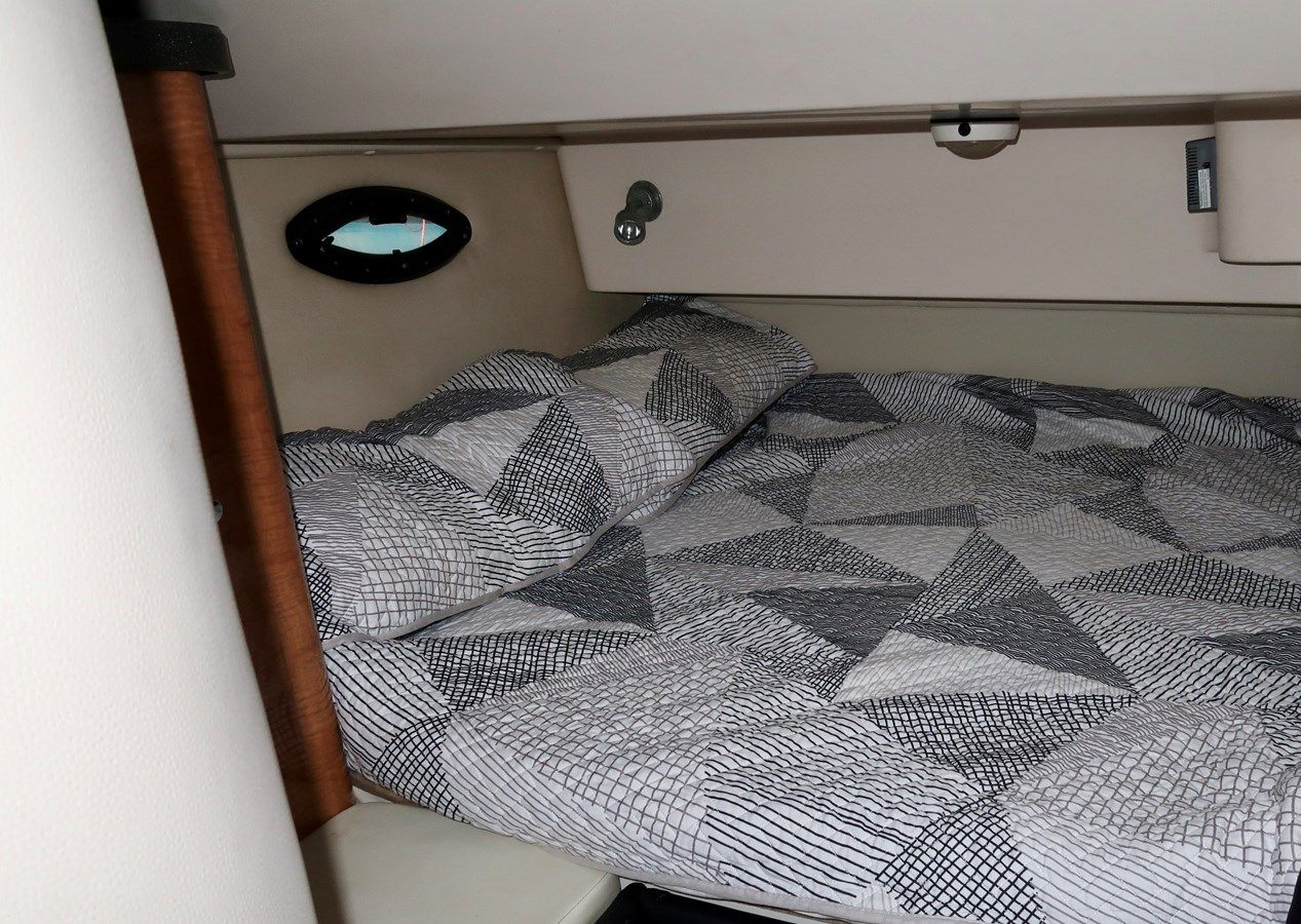 Продажа яхты Life is a Gift - Regal