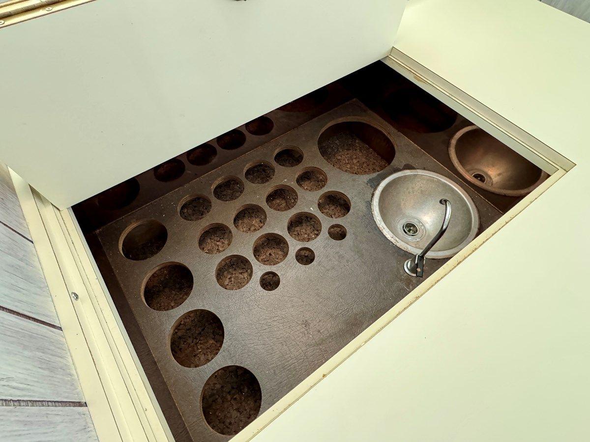 best yacht sales deals Dragonfly Chaser 14 x 50 Standard