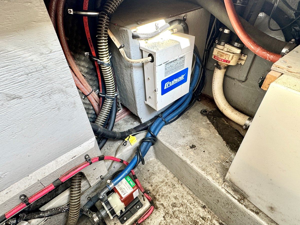 Стоимость яхты Southern Cross 1994