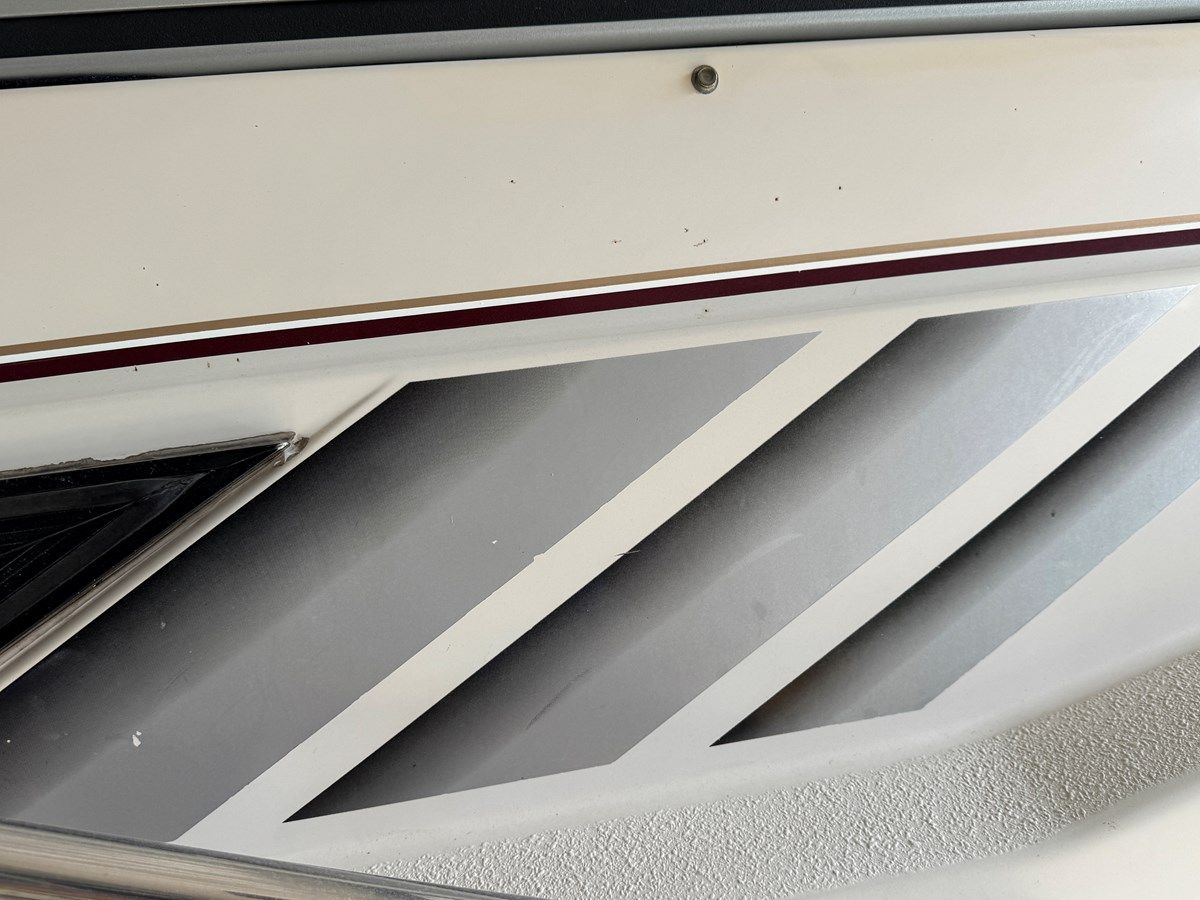 Продажа яхты Southern Cross Signature 27 Cabin Cruiser