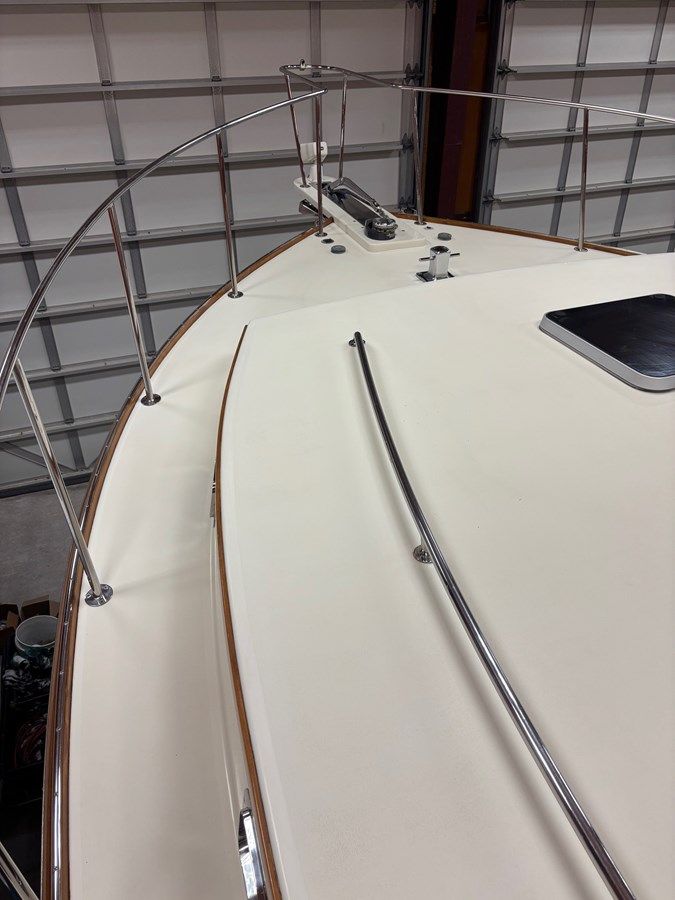 the best price on Lucy 36