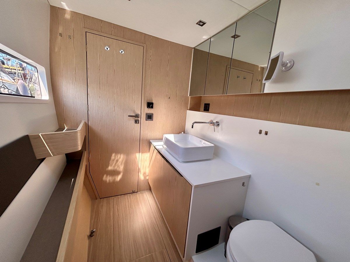 Buy a Jolie 54 at Shestakov Yacht Sales