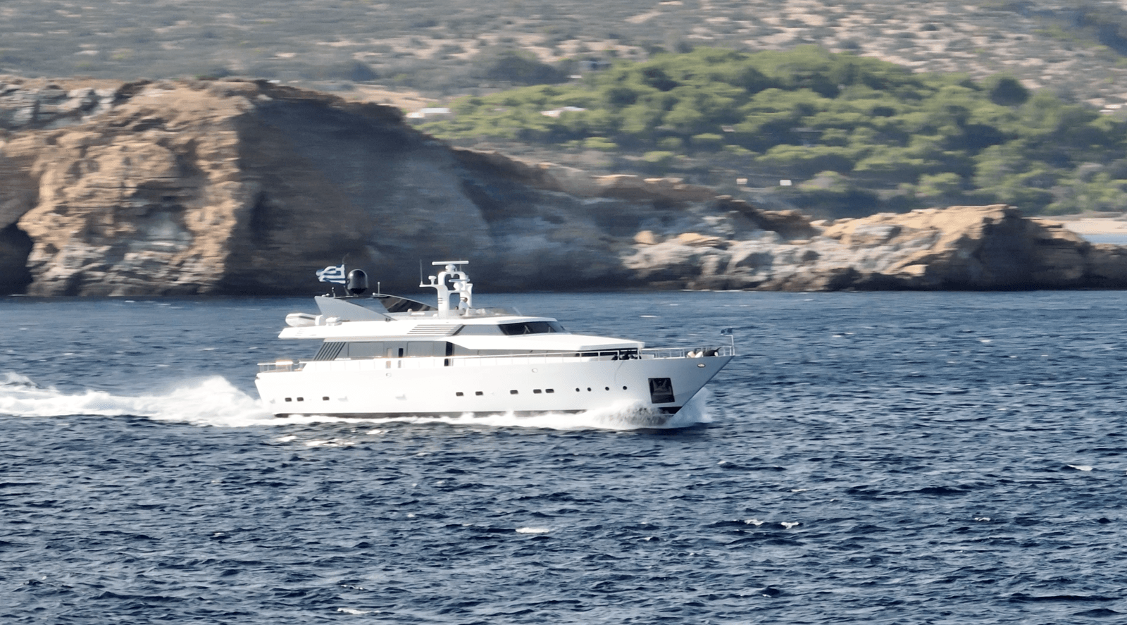 Buy a MY BELLINI - CANTIERI DI PISA at Shestakov Yacht Sales