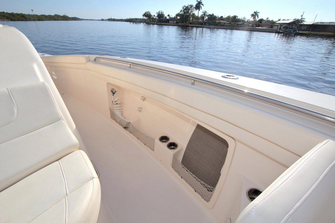 Купить яхту Lucky Penny II Canyon 376 в Shestakov Yacht Sales