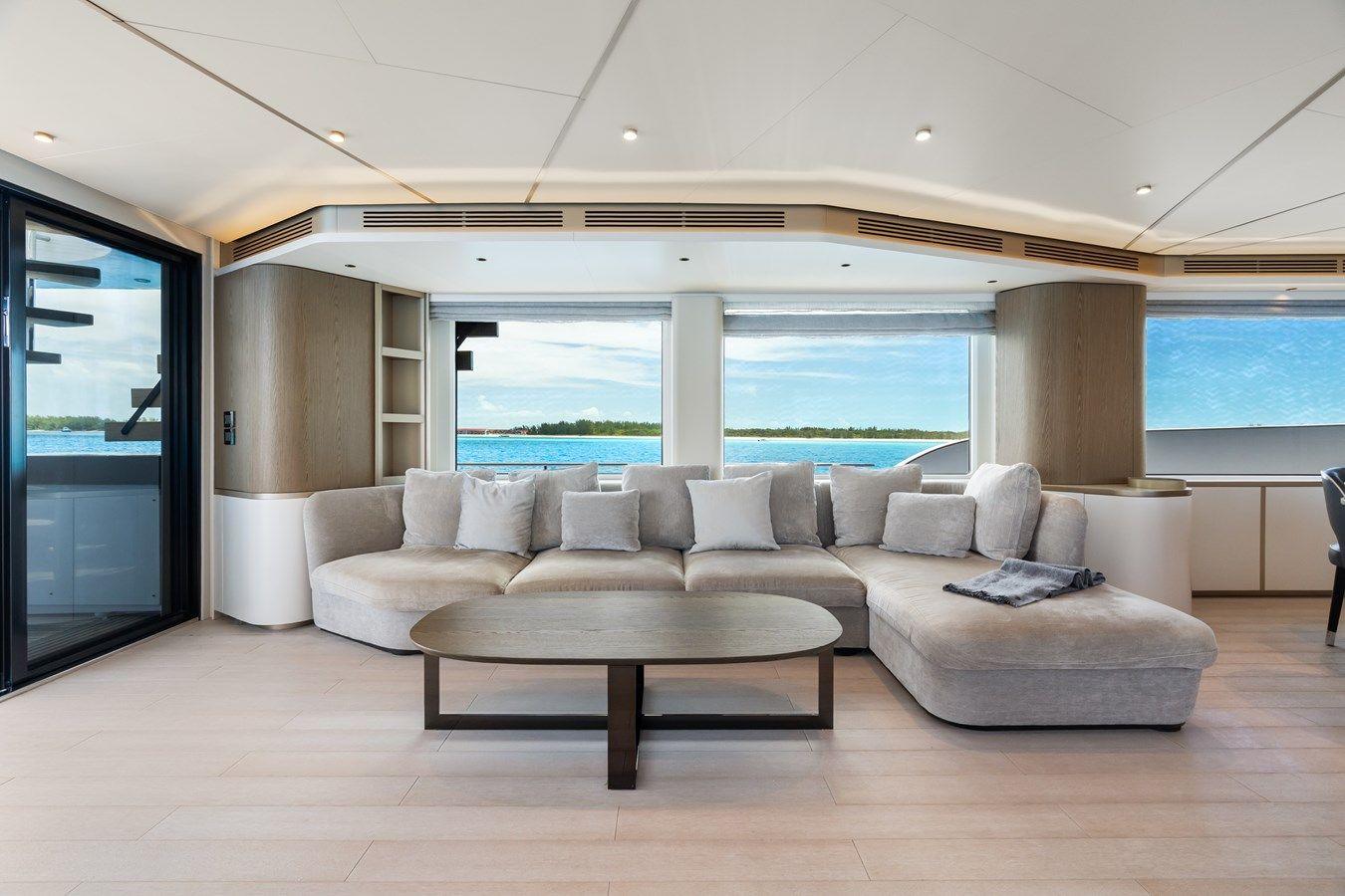 LIFE - Azimut Yachts