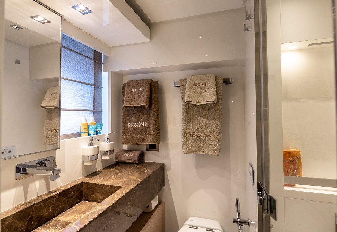 Buy a yacht REGINE OF CANNES 2021