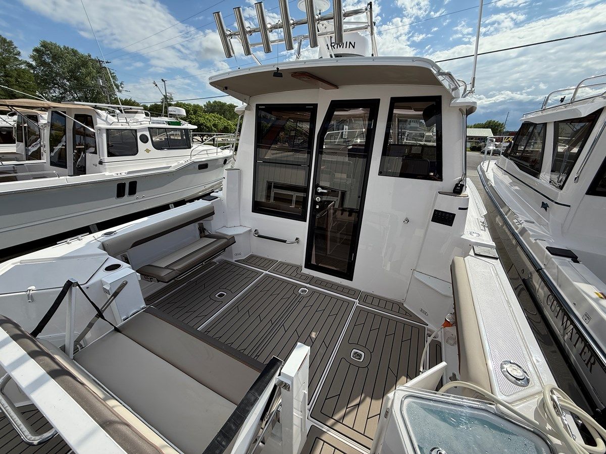 Buy a 2025 Cutwater 288 - Grasonville, MD - CUTWATER at Shestakov Yacht Sales