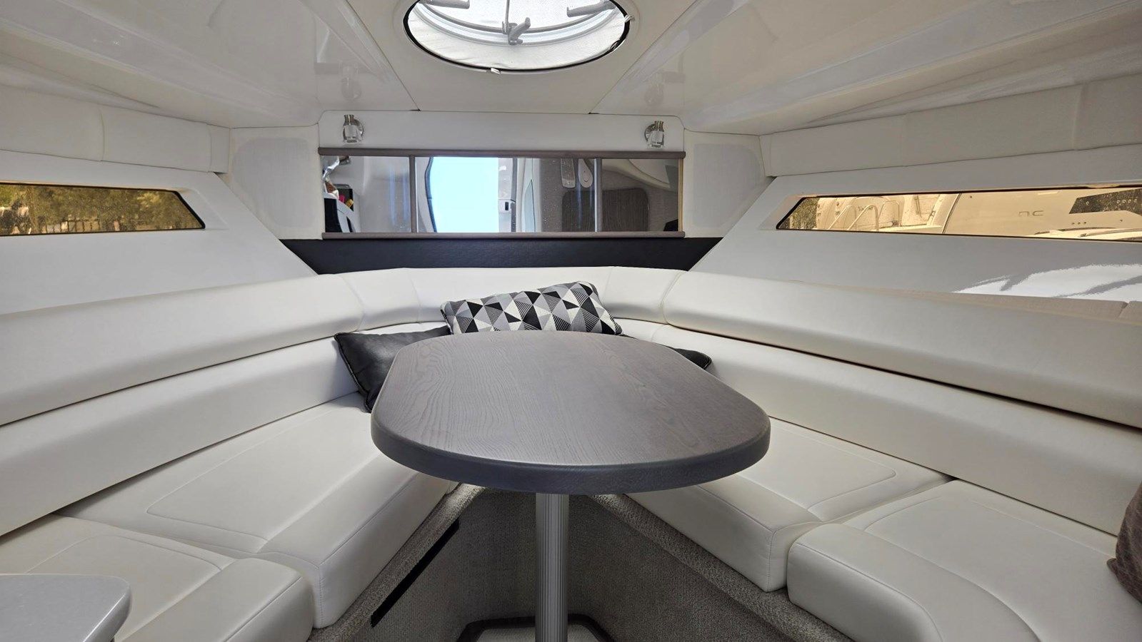 Купить яхту Monterey 295SY 29 в Shestakov Yacht Sales