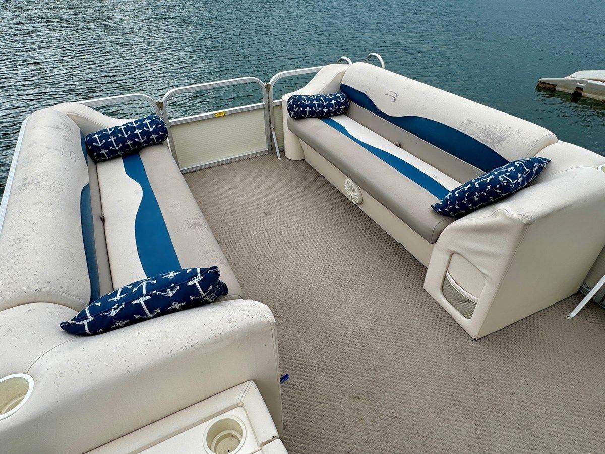 02 Bennington 257L Pontoon NLSQ - BENNINGTON price