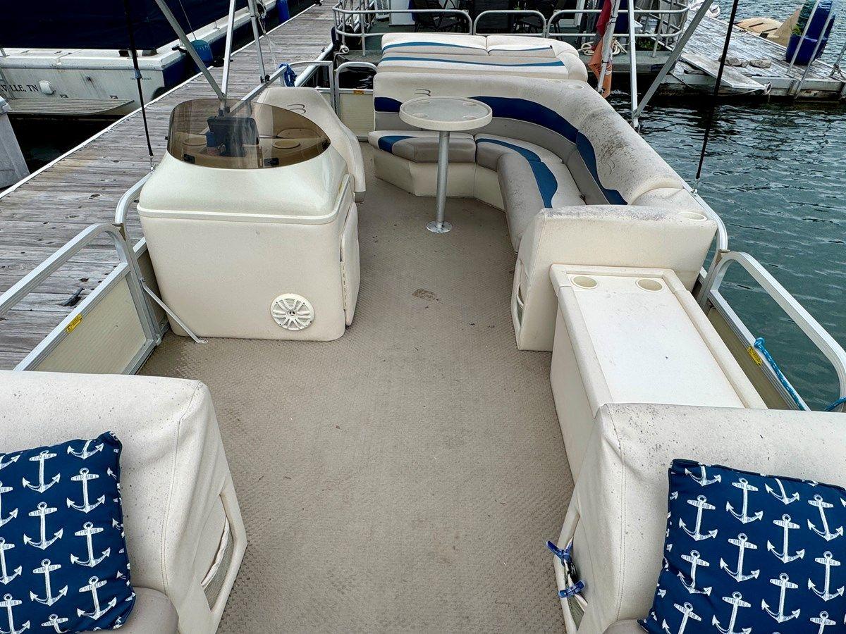 best yacht sales deals 02 Bennington 257L Pontoon NLSQ - BENNINGTON