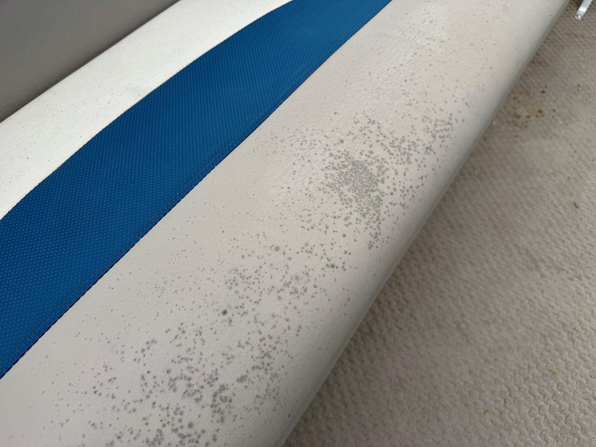 Buy a yacht 02 Bennington 257L Pontoon NLSQ - BENNINGTON