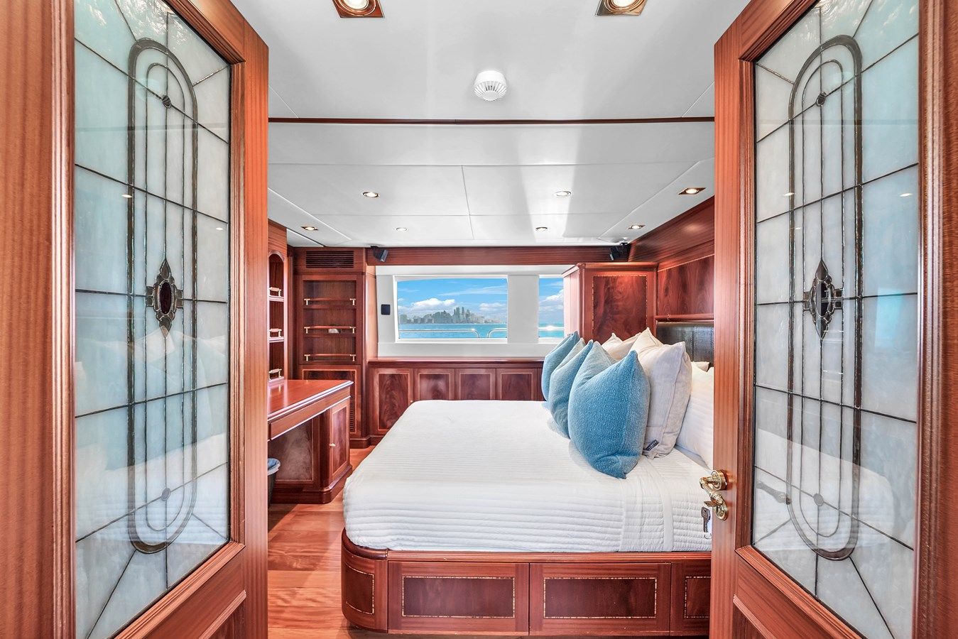 Buy a Azimut Grande 105 - Azimut Yachts at Shestakov Yacht Sales