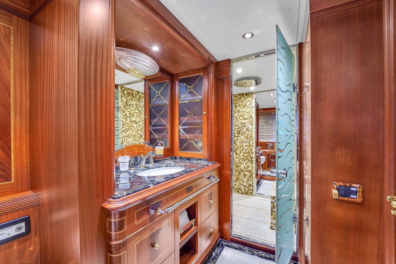 Azimut Grande 105 2012 price