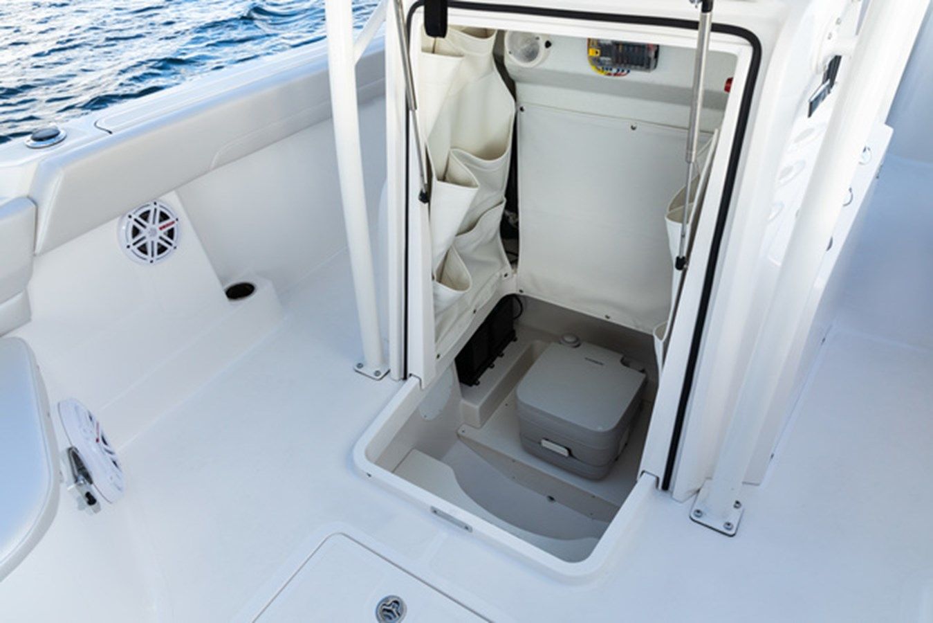 Buy a yacht Wellcraft 222 Fisherman 2023